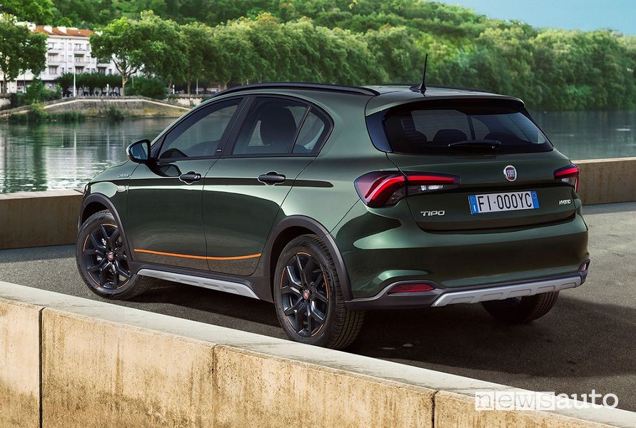 Fiat Tipo Garmin rear view