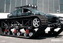 Tesla trasformata in carro armato, il video