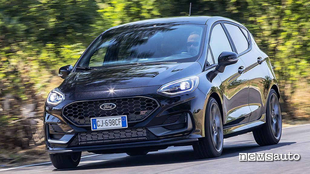 prova su strada Ford Fiesta ST 2022