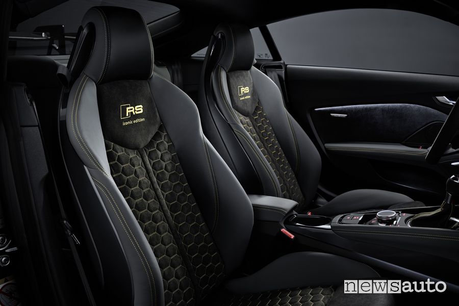 Sedili abitacolo Audi TT RS Coupé iconic edition