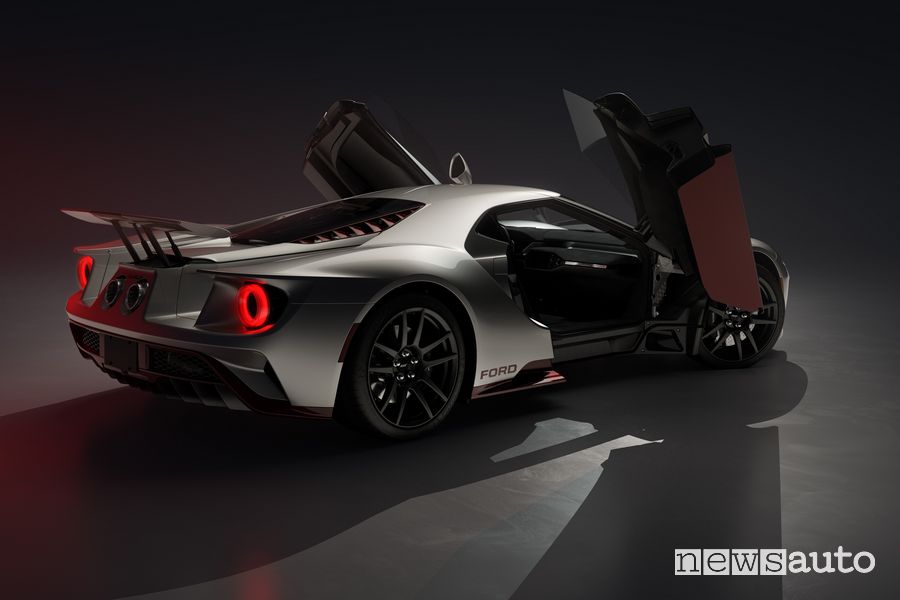 Vista posteriore Ford GT LM Edition