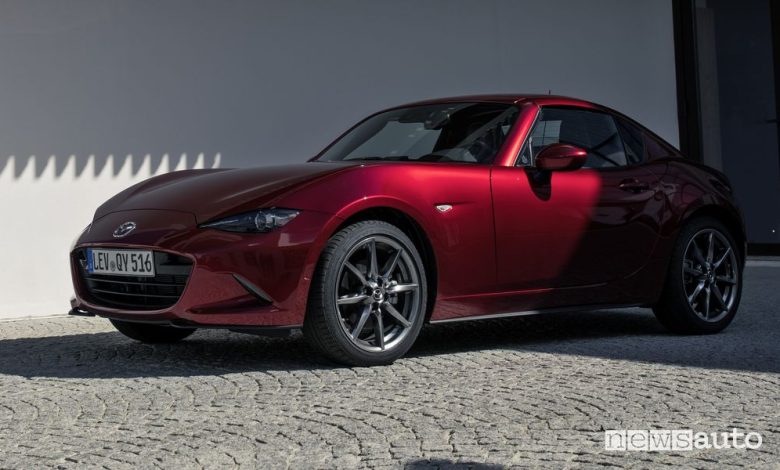 Mazda MX-5 RF anteriore 3/4