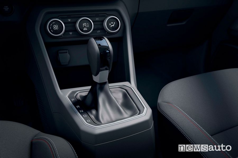 Dacia Jogger Hybrid 140 leva cambio automatico