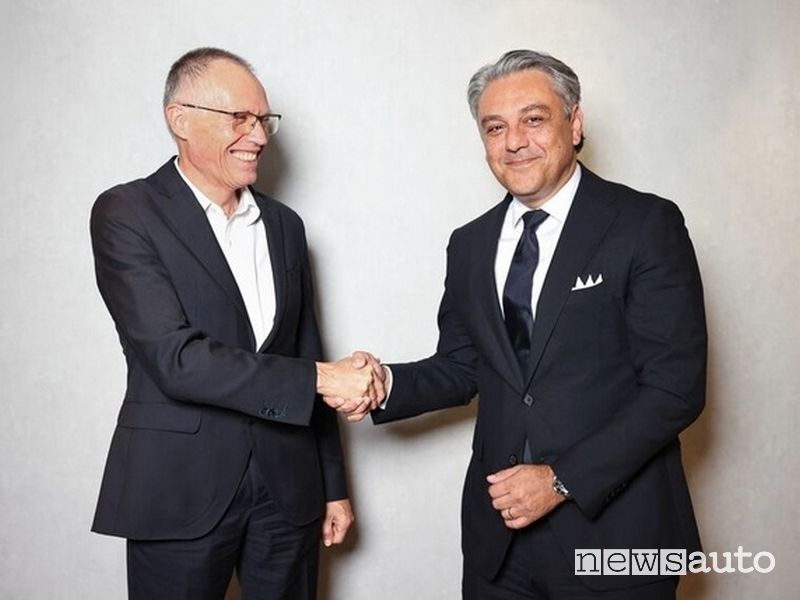 Carlos Tavares AD Stellantis e Luca de Meo CEO Renault