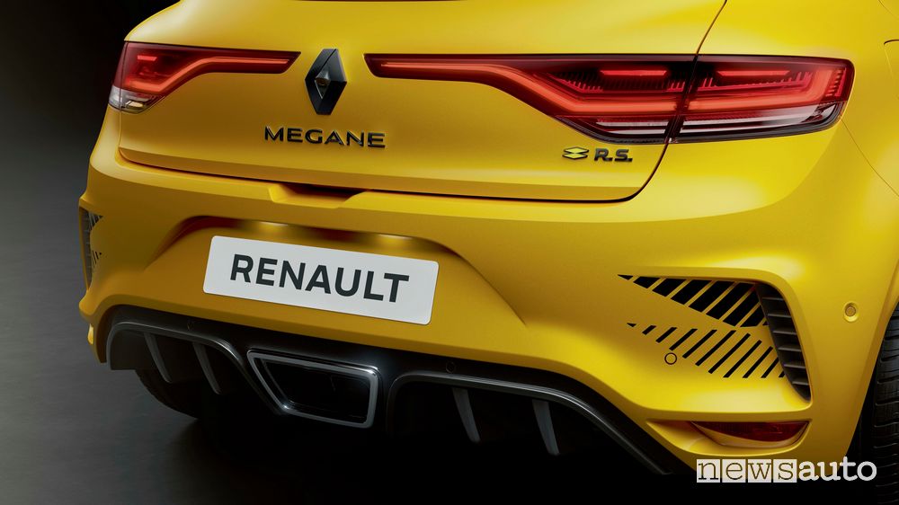 Renault Mégane R.S. Ultime diffusore e scarico posteriore