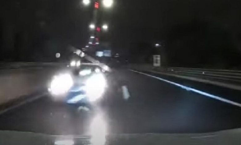 Auto contromano sulla Roma-Fiumicino, video