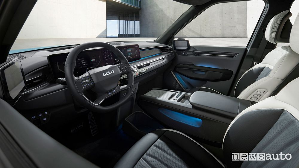 Kia EV9 GT Line volante abitacolo