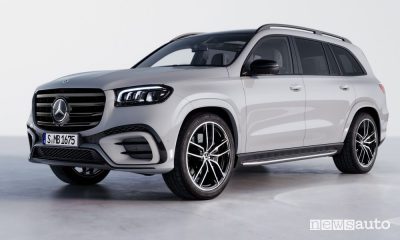 Mercedes-Benz GLS 2023 anteriore 3/4