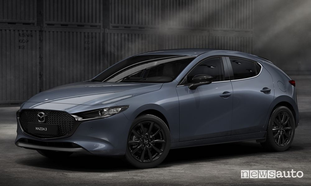 Mazda3 2024 Homura anteriore 3/4