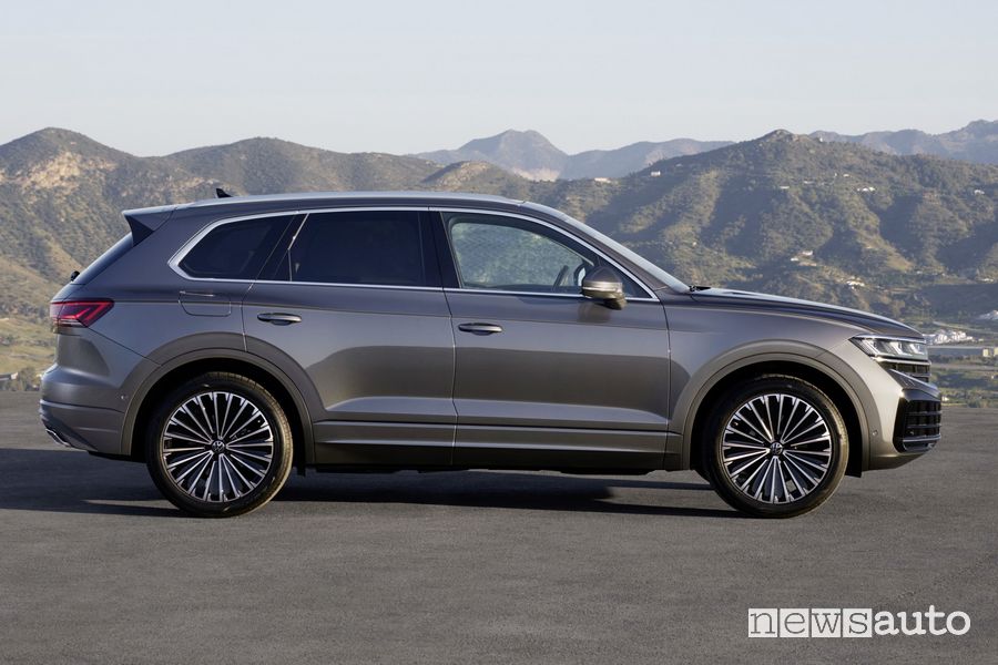 Volkswagen Touareg Elegance laterale