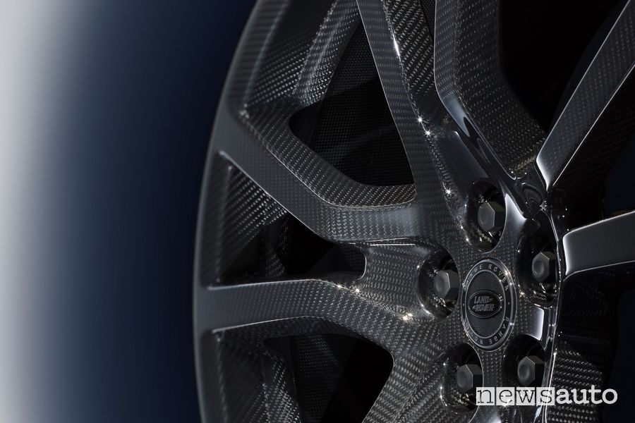 Range Rover Sport SV cerchi in fibra di carbonio da 23 pollici