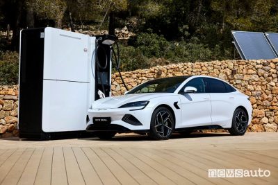 BYD Seal in ricarica