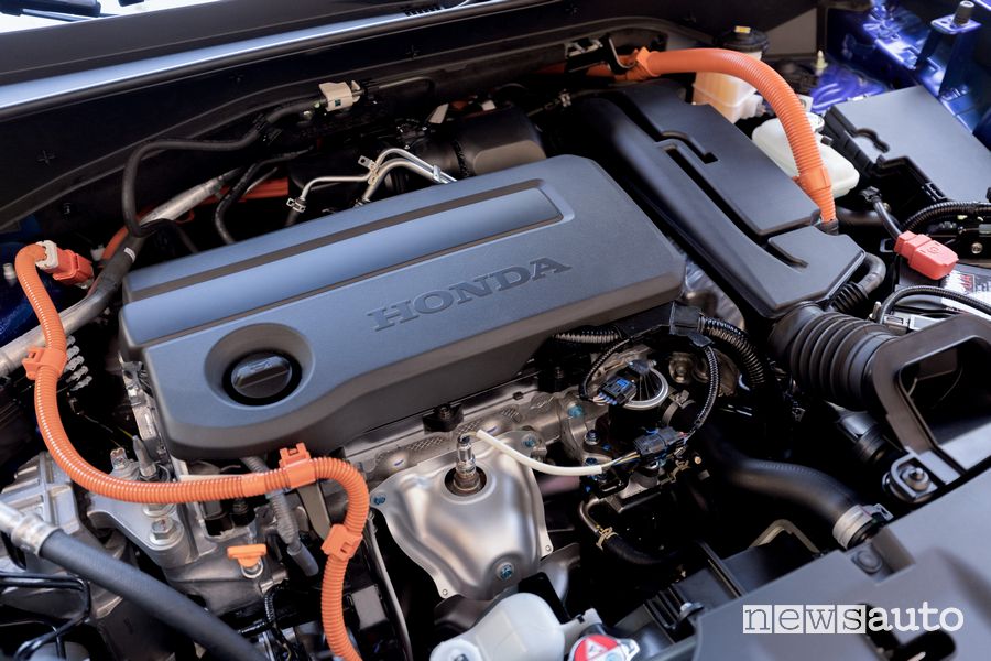 Honda ZR-V e:HEV Sport vano motore ibrido