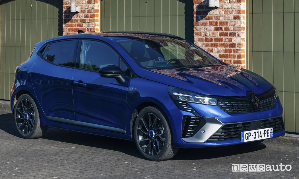 Renault Clio E-Tech Esprit Alpine blue anteriore 3/4