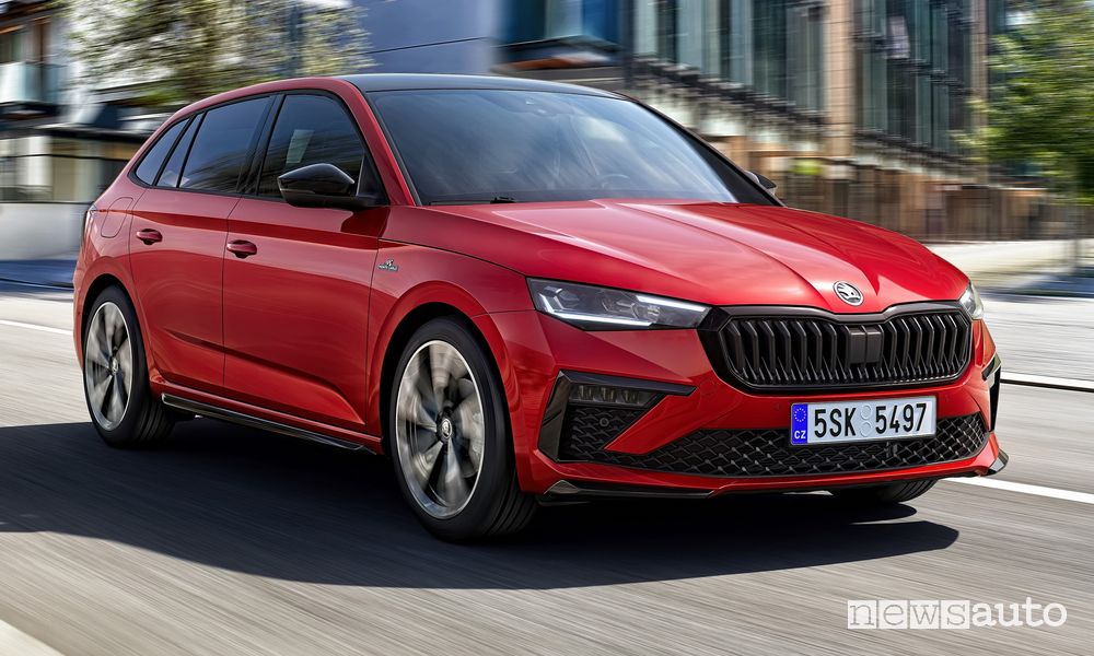 Nuova Skoda Scala Monte Carlo su strada
