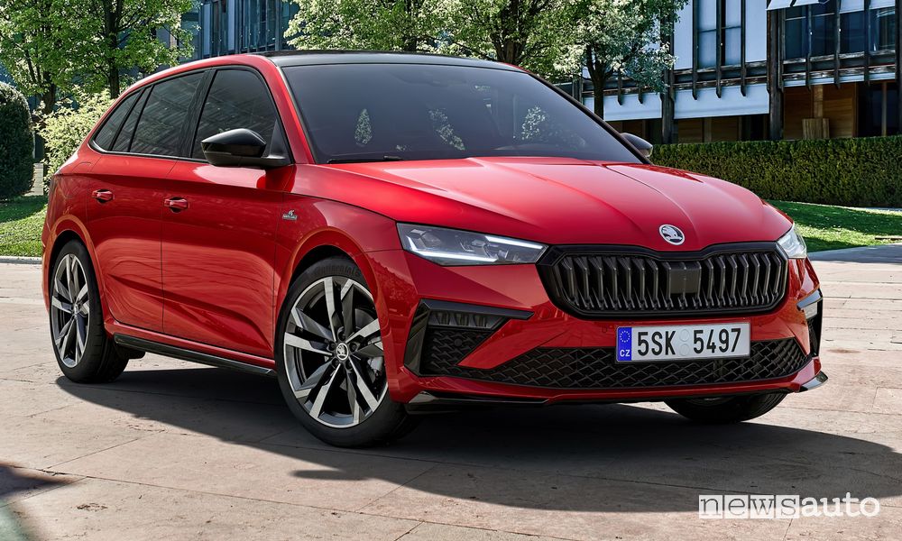 Nuova Skoda Scala Monte Carlo anteriore 3/4