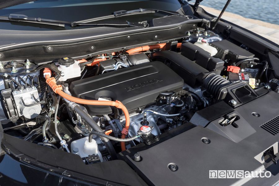 Honda CR-V e:HEV full Hybrid vano motore