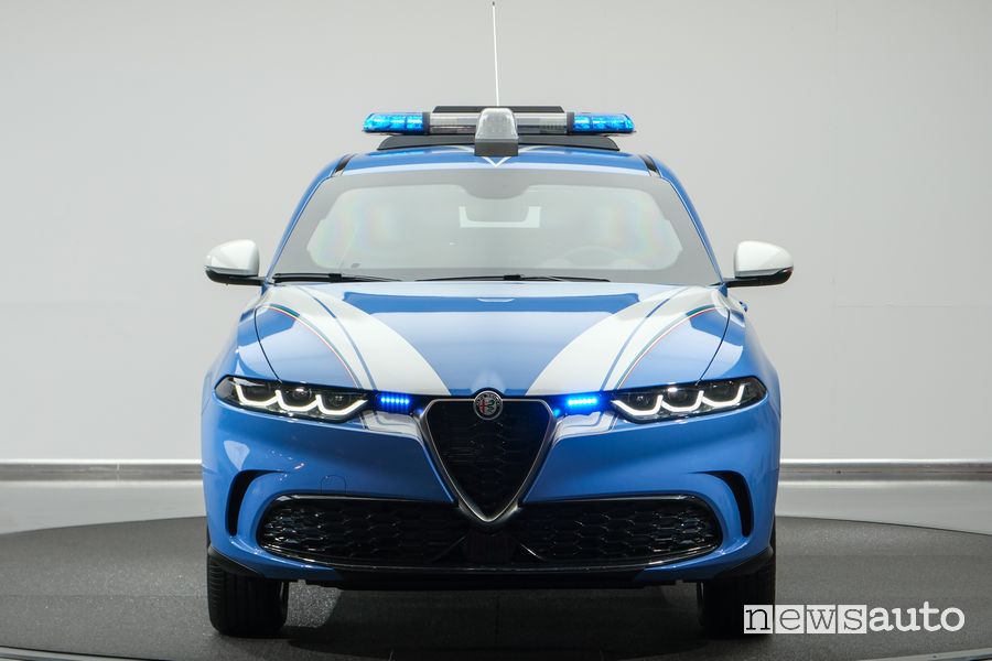 Alfa Romeo Tonale Polizia frontale
