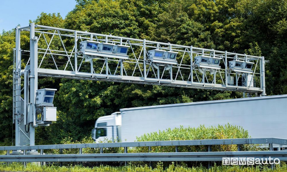 Pedaggio autostradale Germania camion, tassa sulla CO2