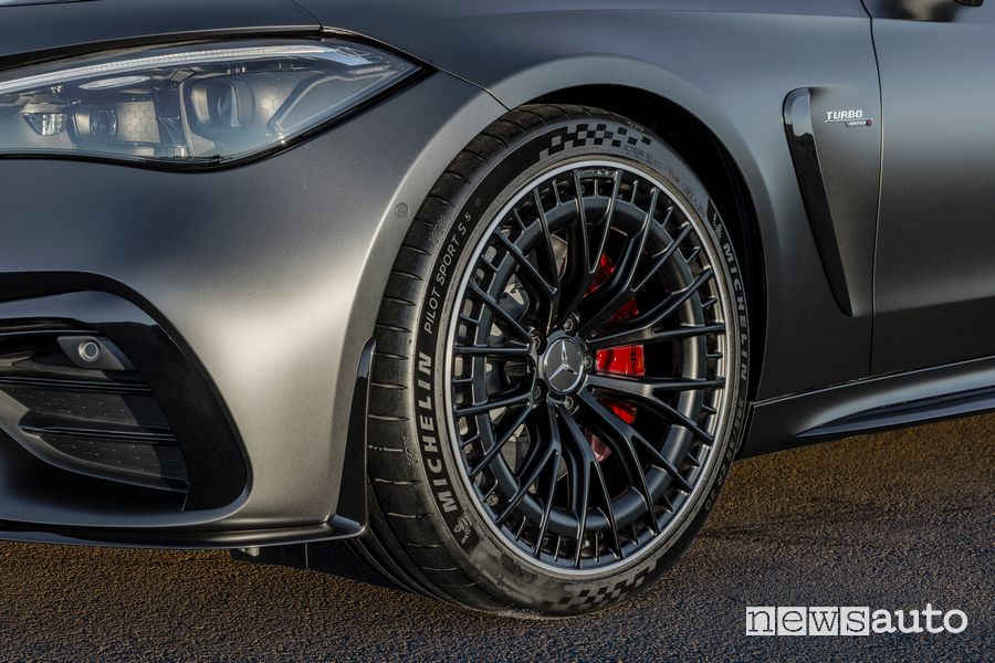 Mercedes CLE 53 4Matic+ Coupé cerchi in lega da 20"