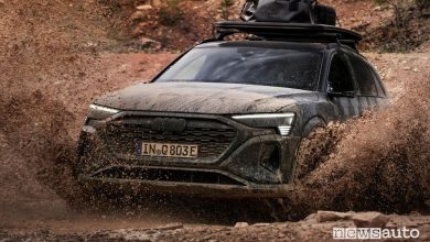 Audi Q8 e-tron edition Dakar fango in off road