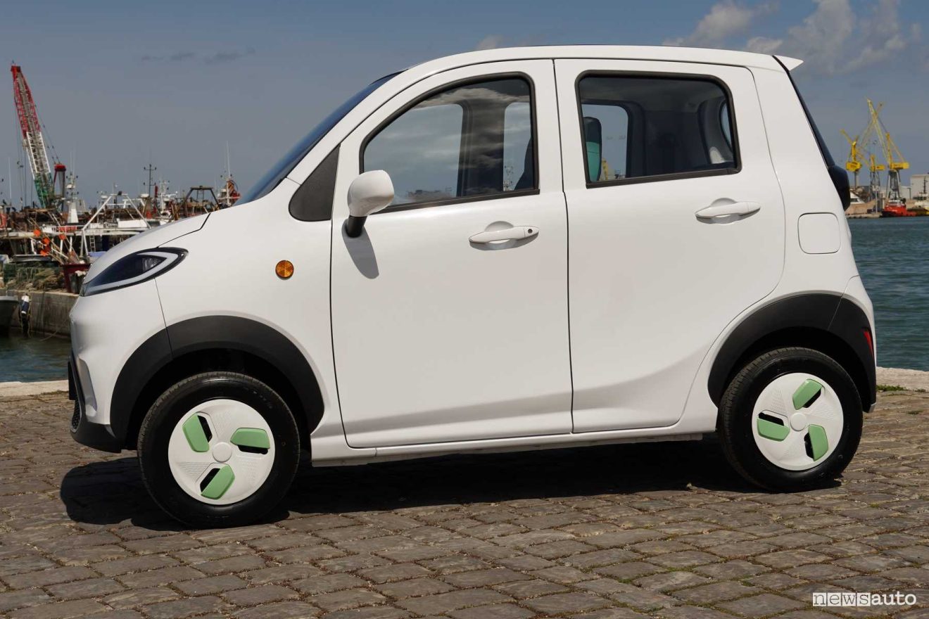 Jinpeng Xy Chinese Electric Microcar Test Features And Price Ruetir