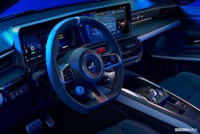 Alpine A290 elettrica volante abitacolo