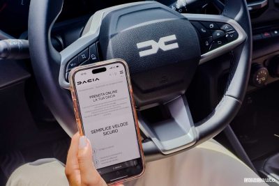 Come prenotare un'auto nuova online con Dacia