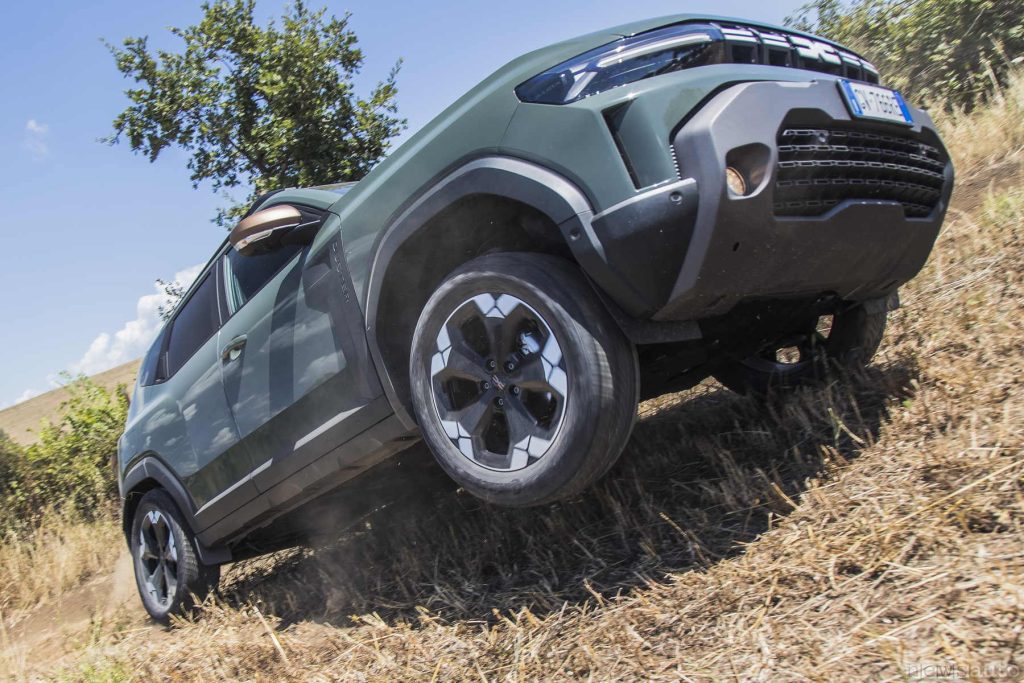 Dacia Duster prova in fuoristrada