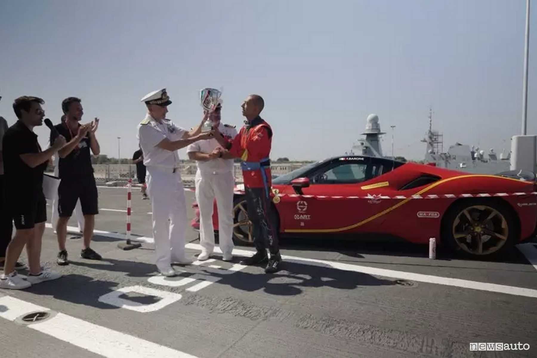 Record Ferrari a bordo di una nave con Fabio Barone