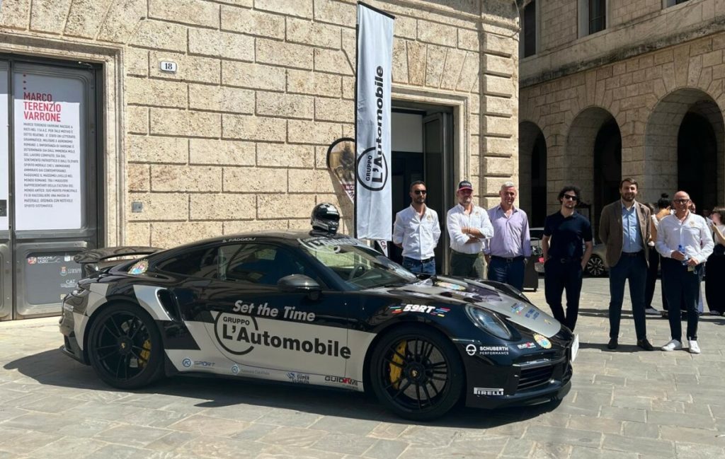 La Porsche 992 che prenderà parte alla Rieti-Terminillo 2024 nell'evento "Set the time". 