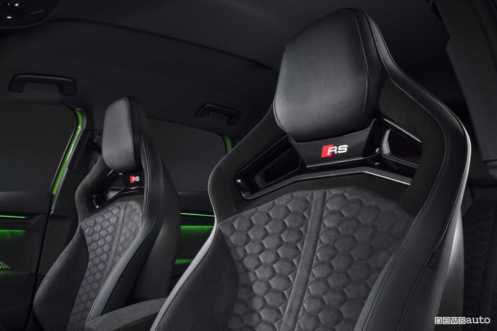 Audi RS 3 Sportback front seats passenger compartment