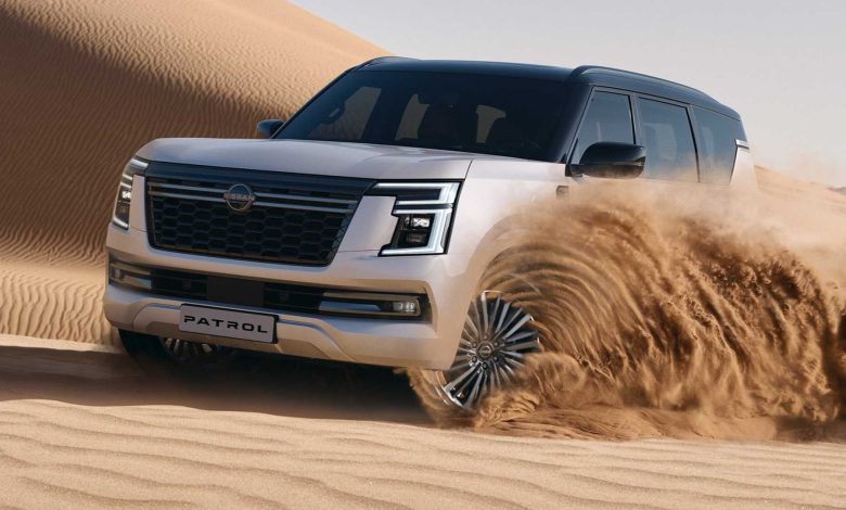 Nuovo Nissan Patrol off road nel deserto