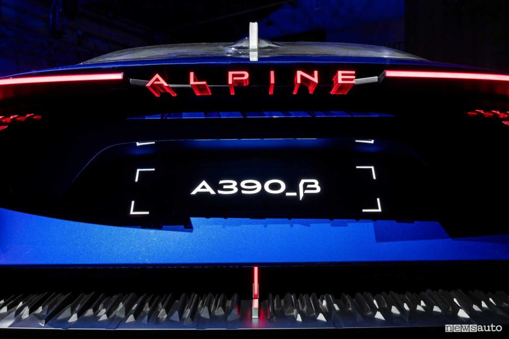 Alpine A390_β rear light signature