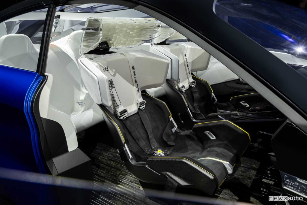 Alpine A390_β cockpit seats