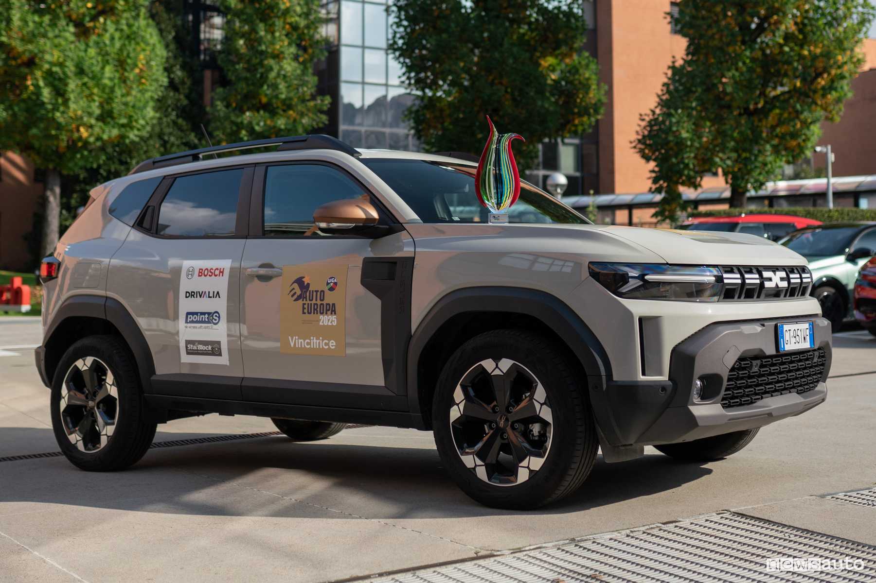 Dacia Duster premio Auto Europa 2025