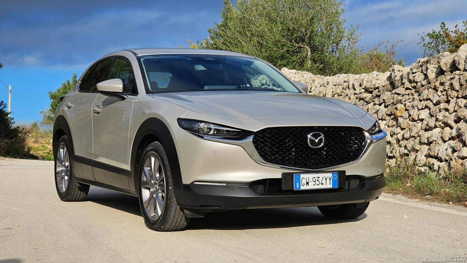 Nuova Mazda CX30 come va con il 2.5 eSkyactiv G da 140 CV