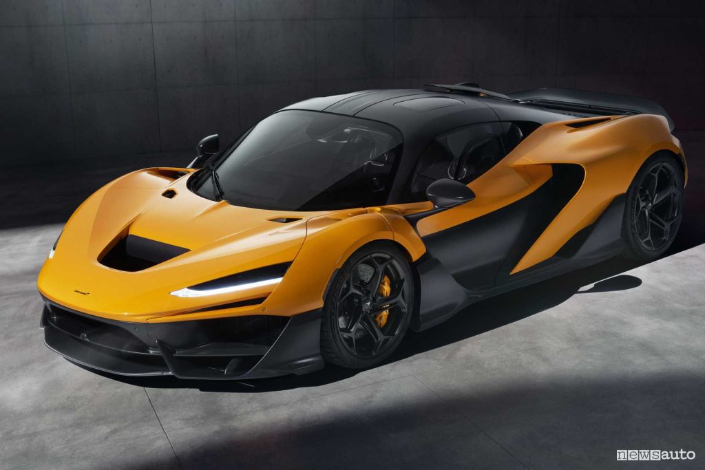 McLaren W1 front 3/4