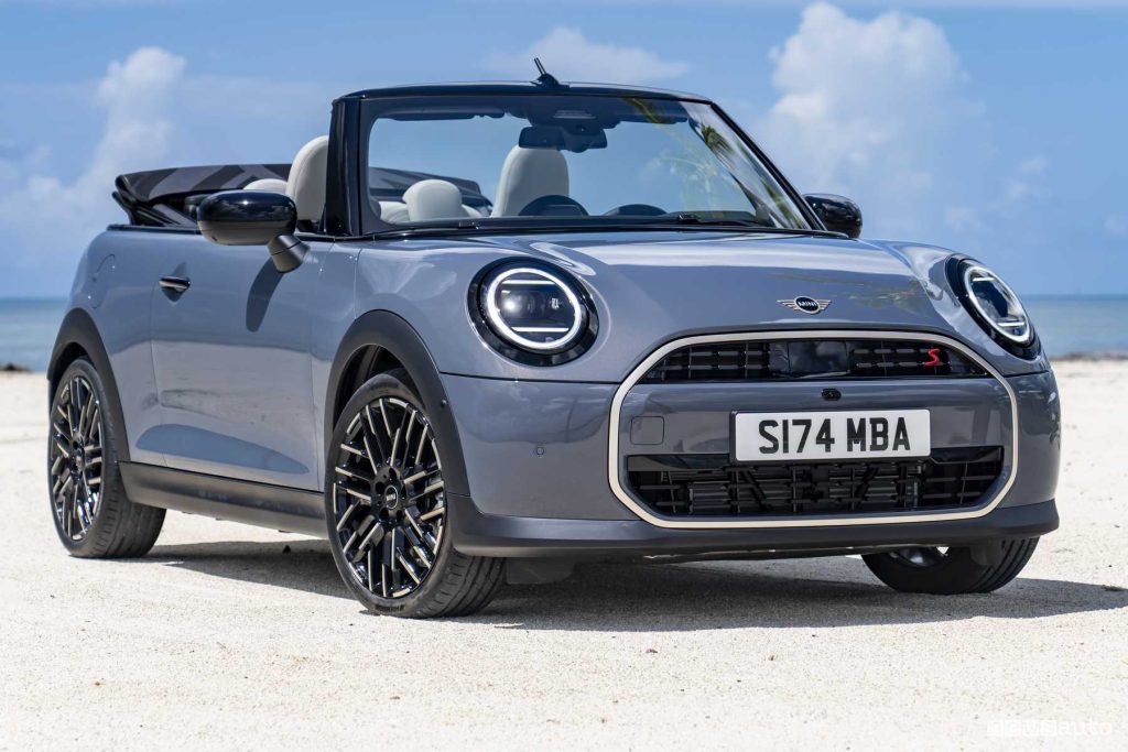 Mini Cooper Cabrio S front 3/4