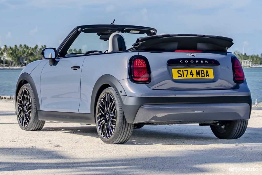 Mini Cooper Cabrio S rear 3/4