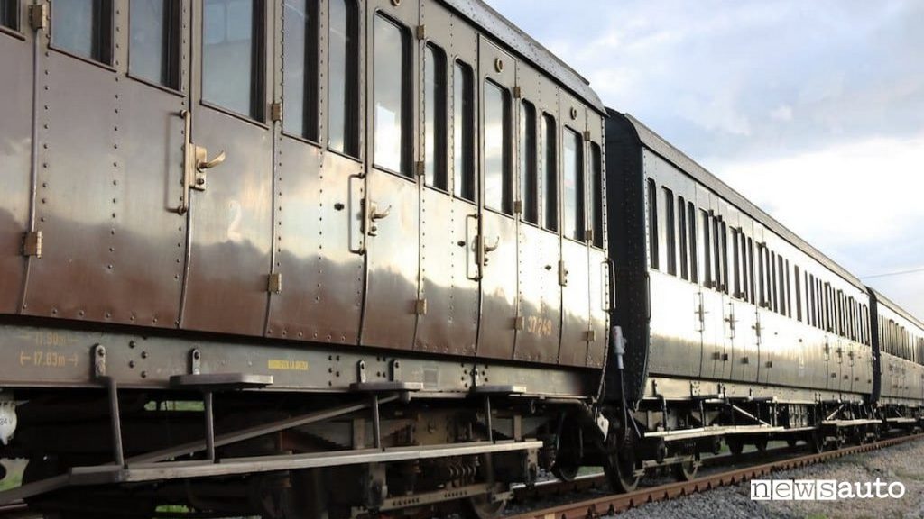 Il treno storico "Archeotreno Campania" per scoprire la Magna Grecia partendo da Napoli