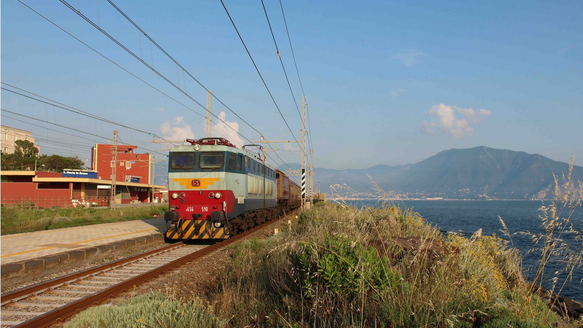 Treno storico in Campania: scopri la Magna Grecia e Pompei con l’Archeotreno, date, percorsi e prezzi