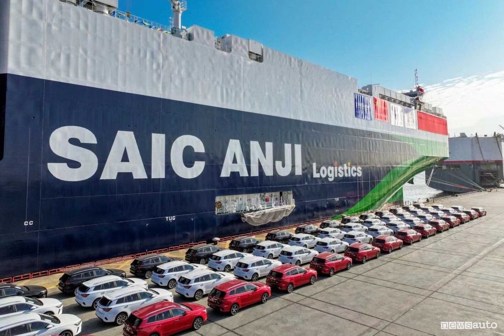 Cinesi contro i dazi alle auto elettriche, SAIC insieme a BYD e Geely hanno fatto causa alla UE