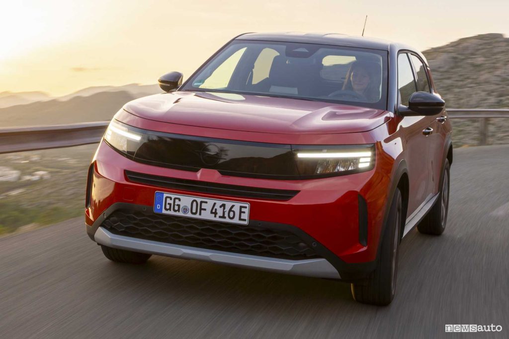 Opel Frontera su strada
