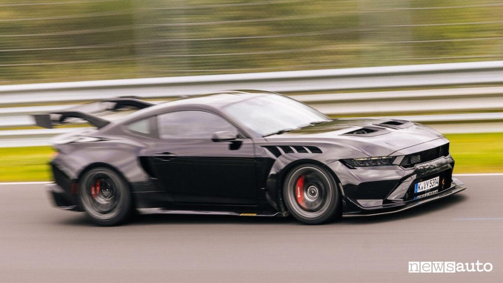 Ford Mustang GTD in pista al Nurburgring