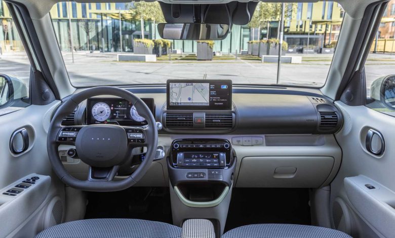 Hyundai Inster plancia abitacolo