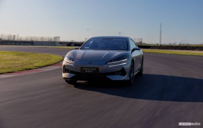 Denza Z9 GT PHEV come va