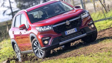Suzuki S-Cross Hybrid 1.4 AllGrip in derapata sullo sterrato