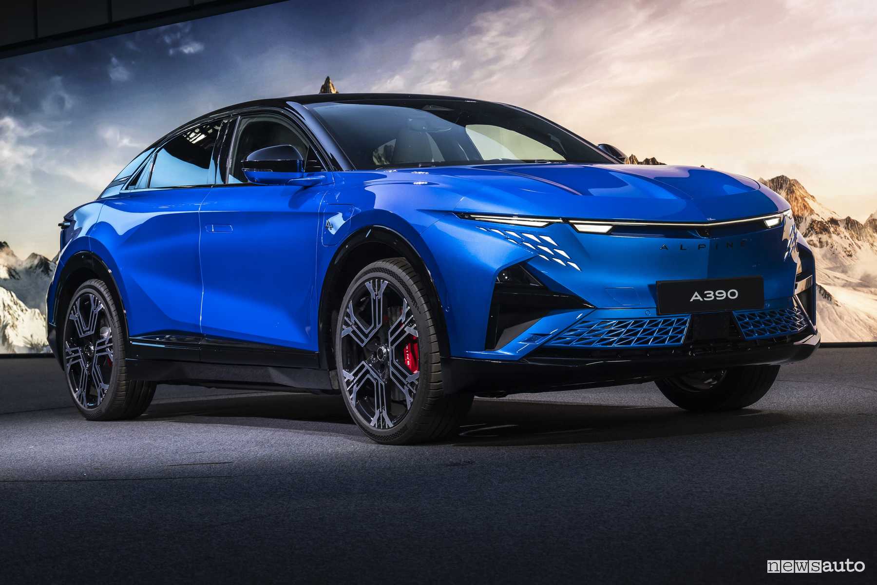 Alpine A390, scheda tecnica, prestazioni e prezzo del SUV elettrico sportivo