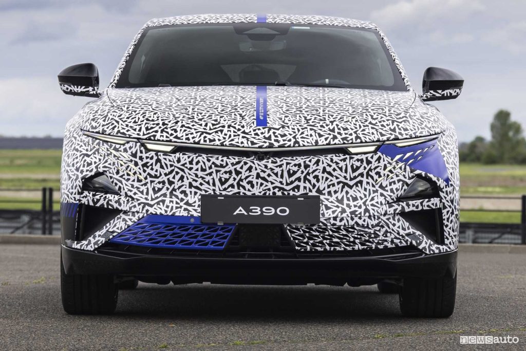 Alpine A390 prototipo frontale